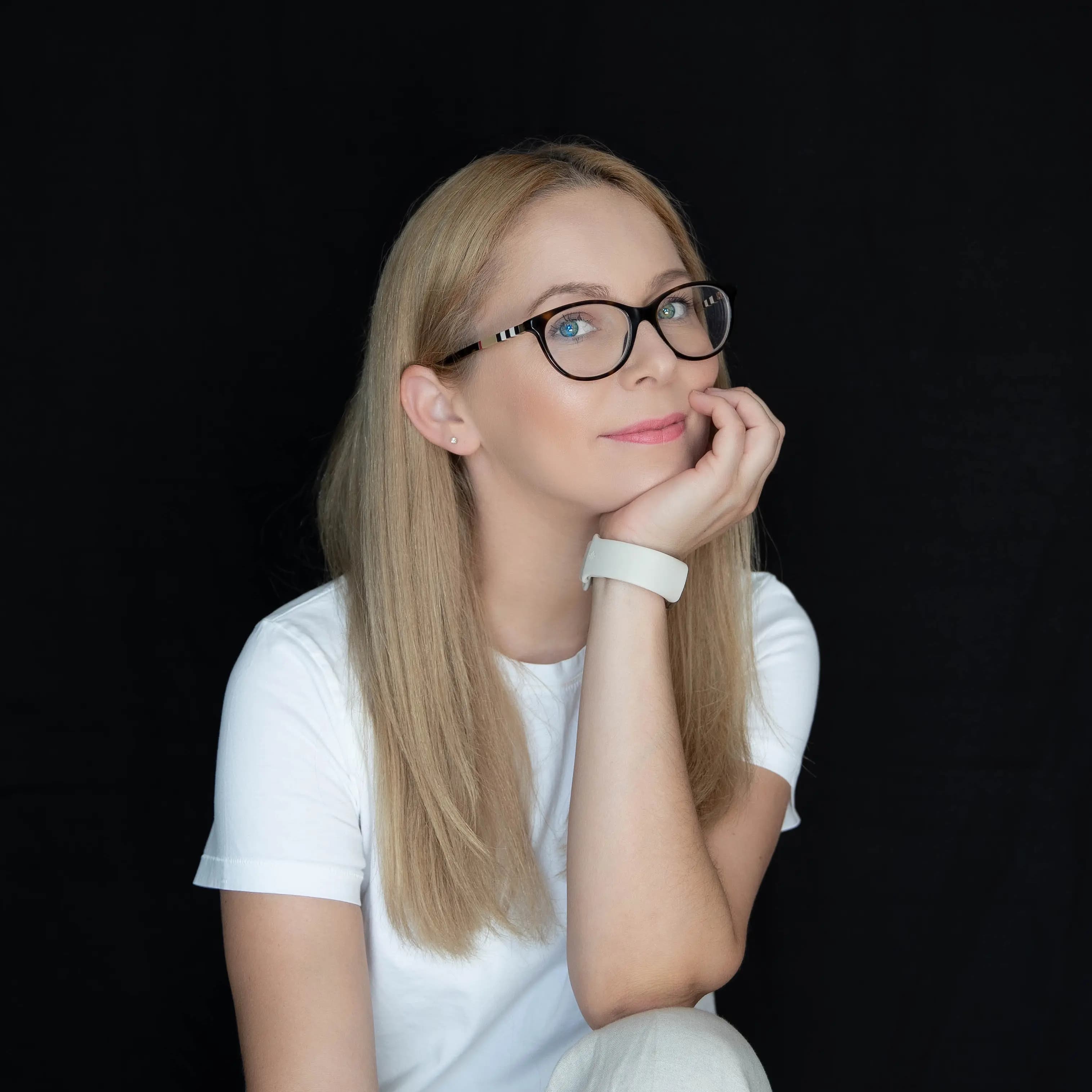 Anna Fomin — Personal Branding, Portrait & Corporate Headshot Photographer Sydney